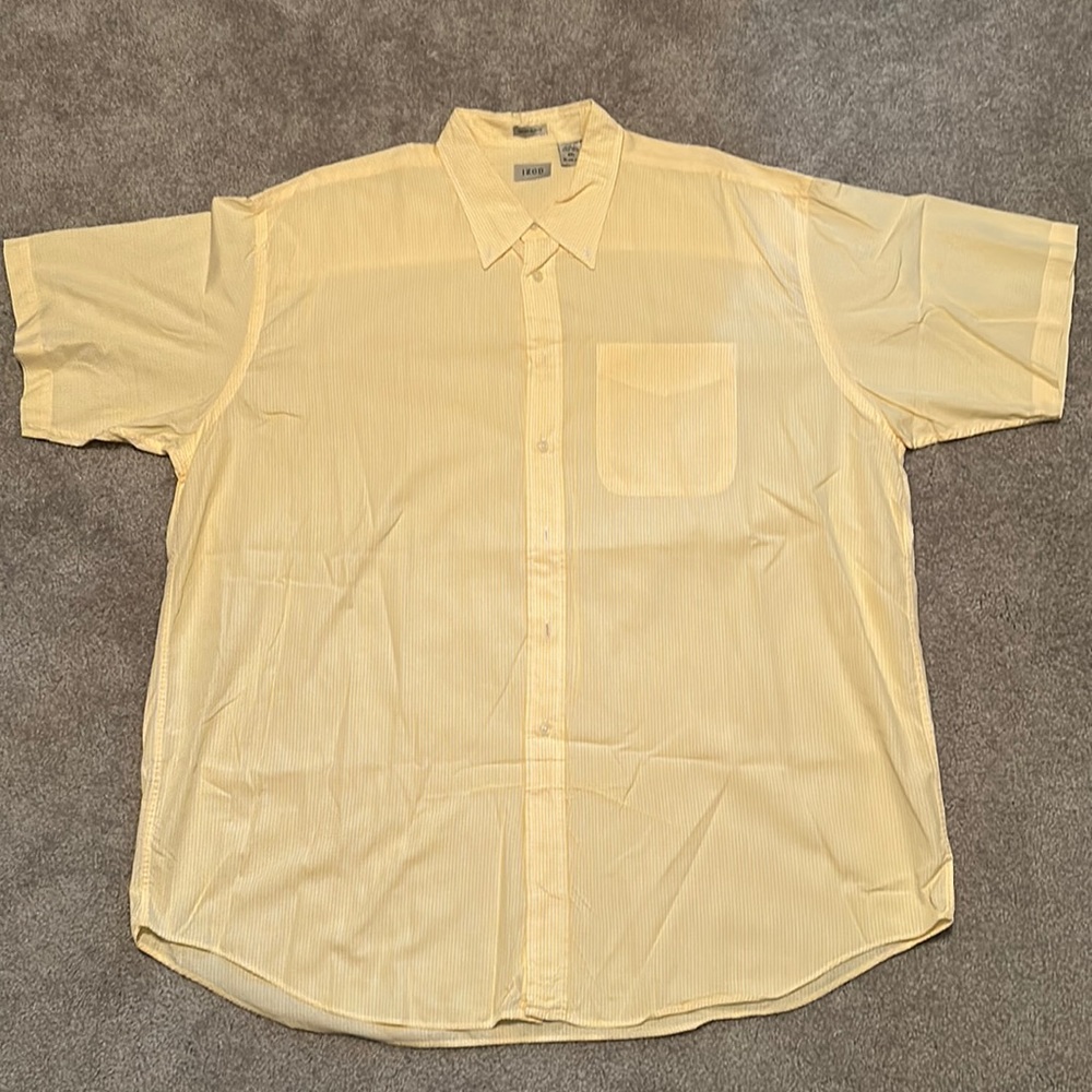 Men’s XXL Short Sleeve Izod Button Down Dress Shirt